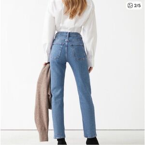 & Other Stories Favorite Cut Jeans in Mid Blue